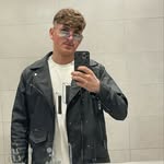 @alex_c24_